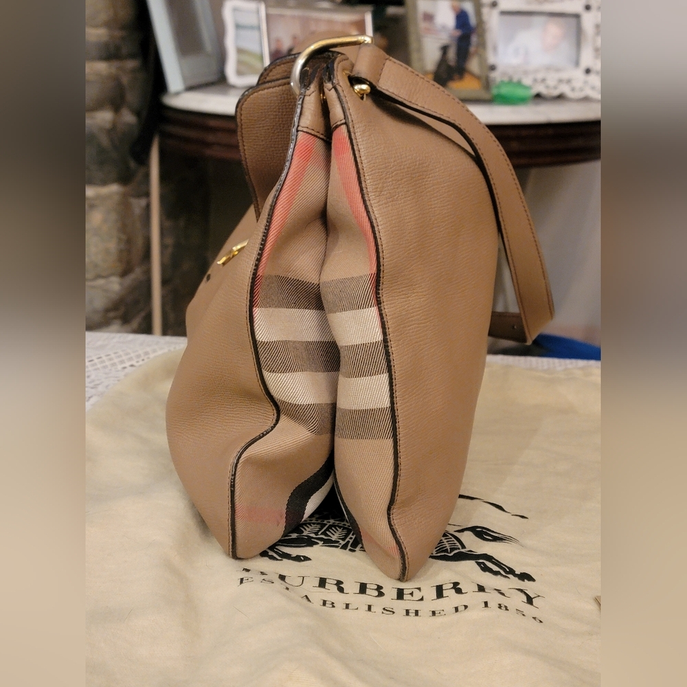 Medium Cornwall Derby House Check Hobo Shoulder Bag - Picture 6 of 8